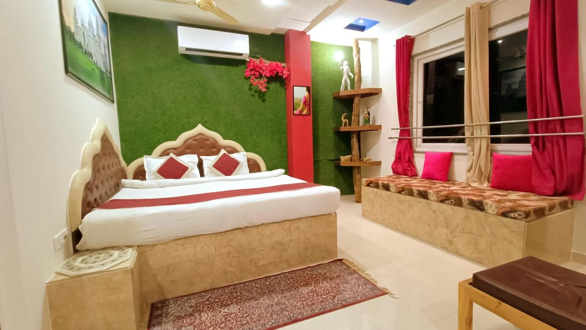 The Hideout Agra Homestay Near Taj India