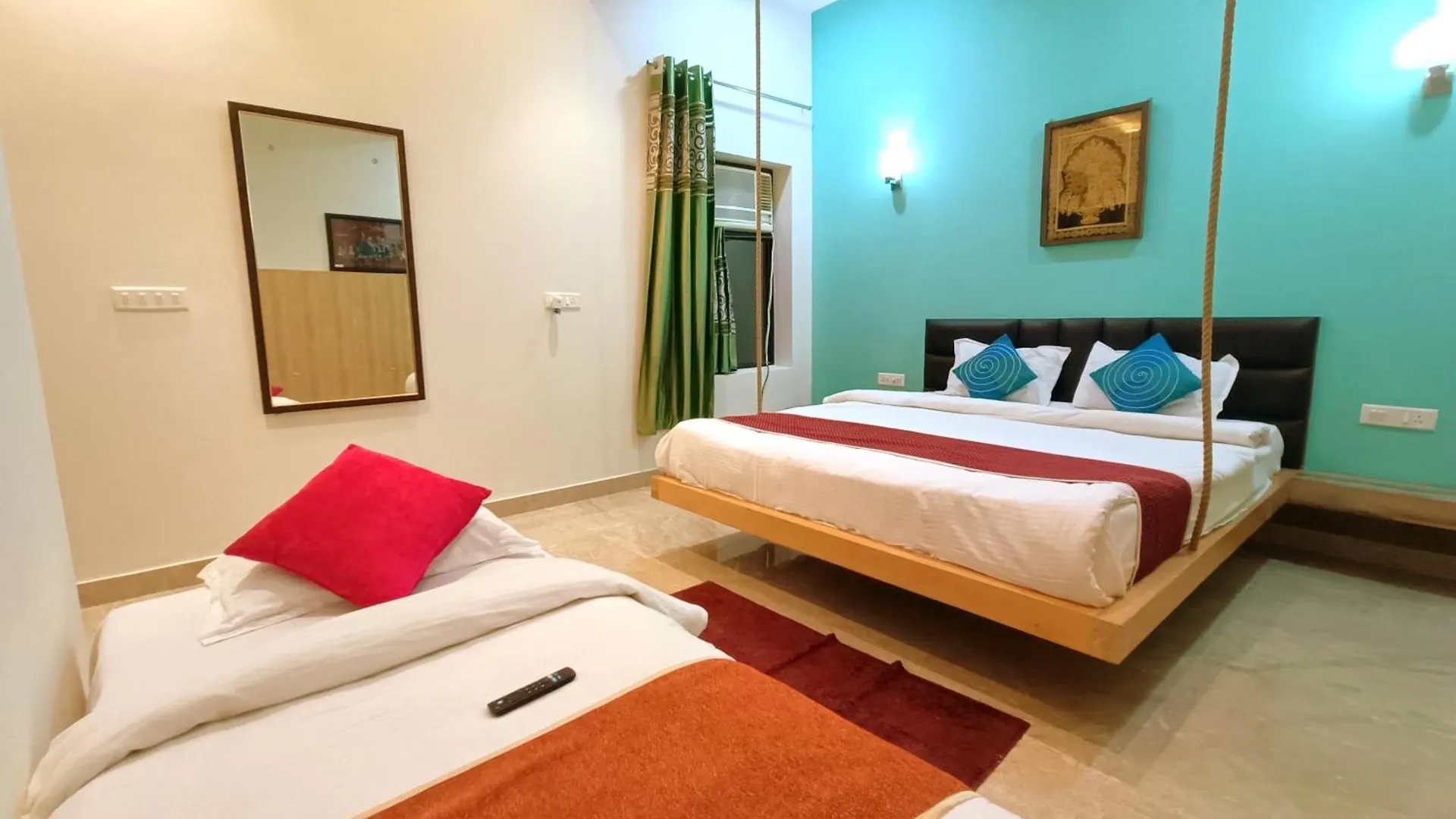 The Hideout Agra Homestay Near Taj