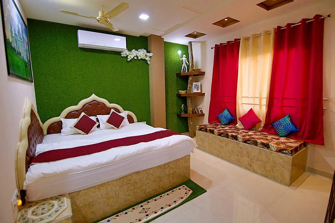 The Hideout Agra Homestay Near Taj India