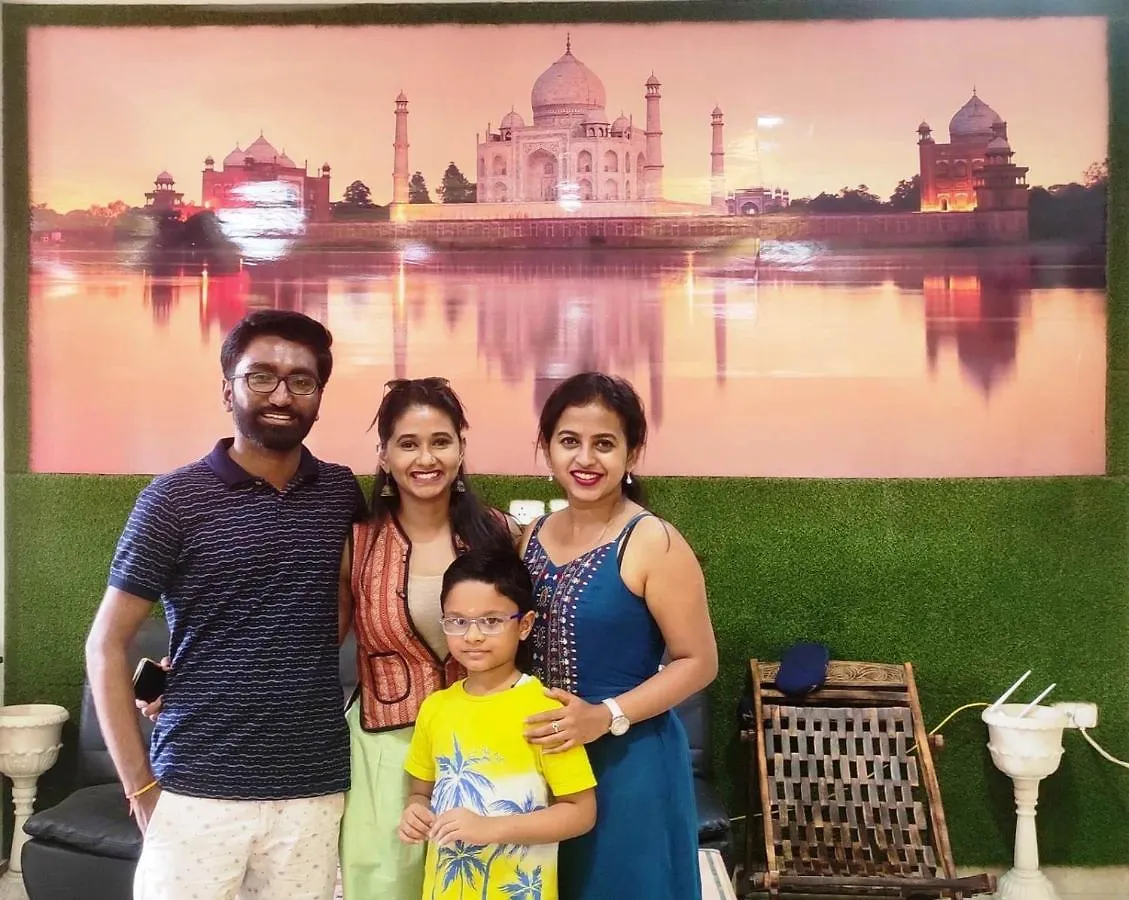 The Hideout Agra - Homestay Near Taj Indie