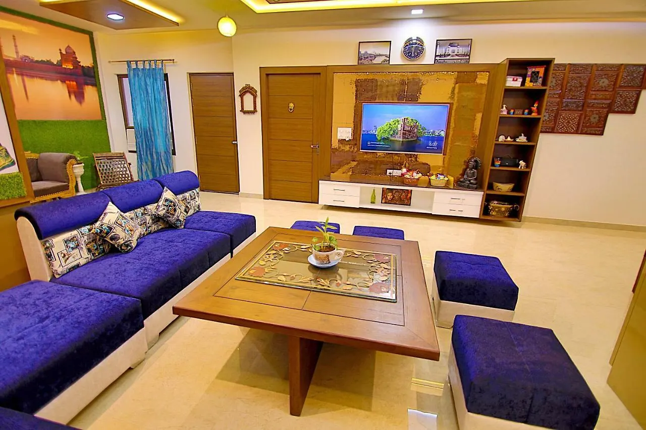 The Hideout Agra Homestay Near Taj